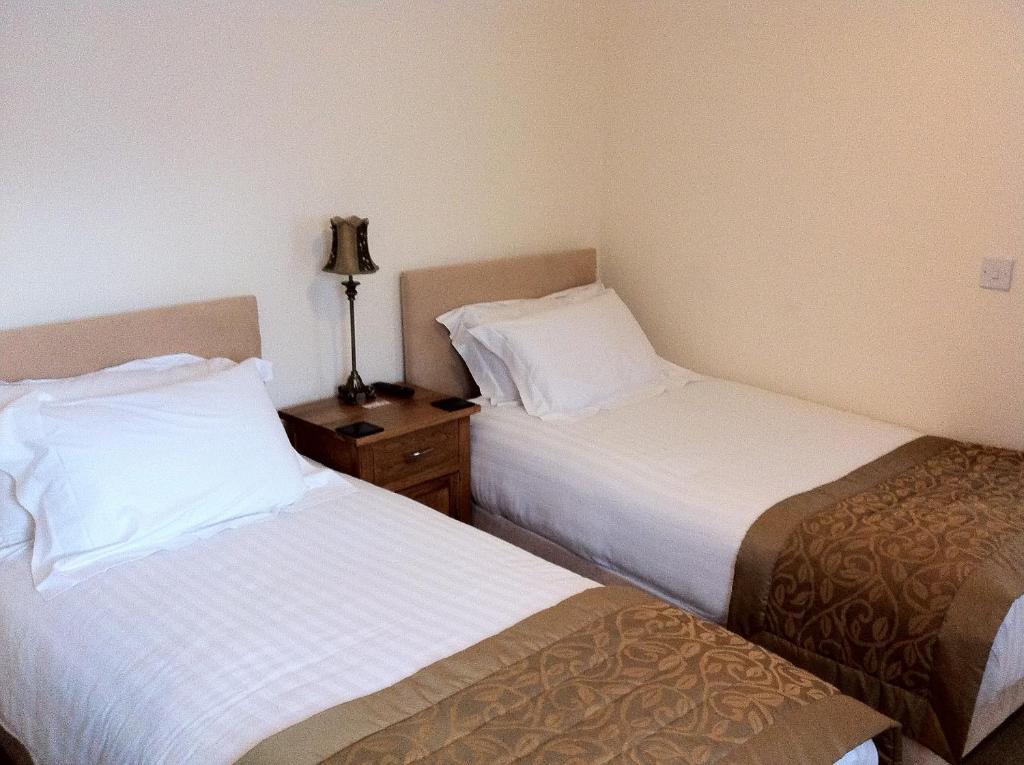 Churchills Inn & Rooms Bowness-on-Windermere Quarto foto